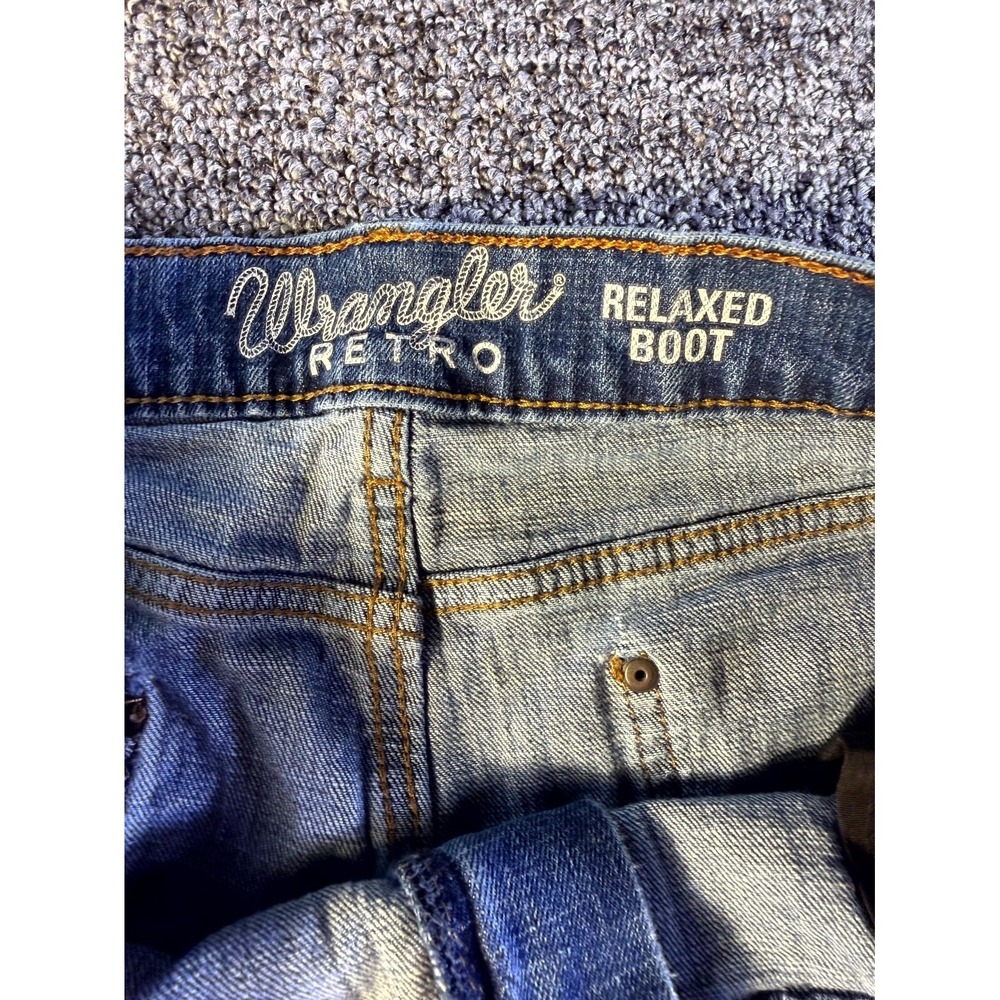 Wrangler Retro Relaxed Boot Jeans Mens 38x36 Blue Whiskered Denim Cotton Stretch - Picture 3 of 15